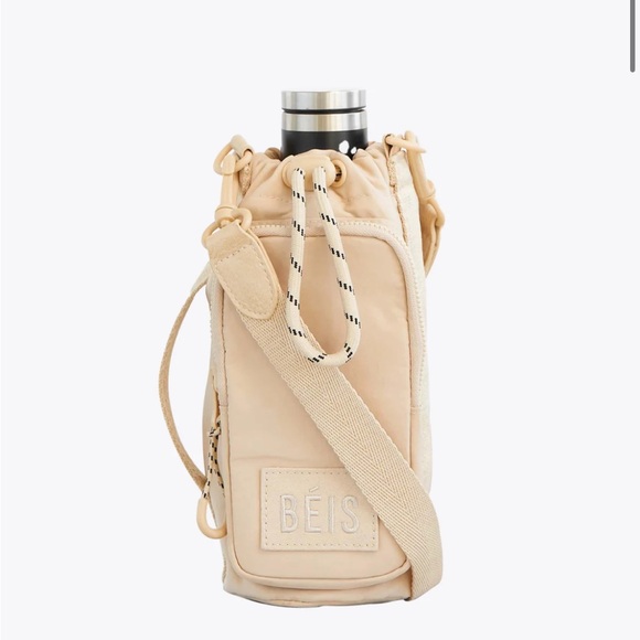 BEIS Handbags - The Water Bottle Sling 
in Beige